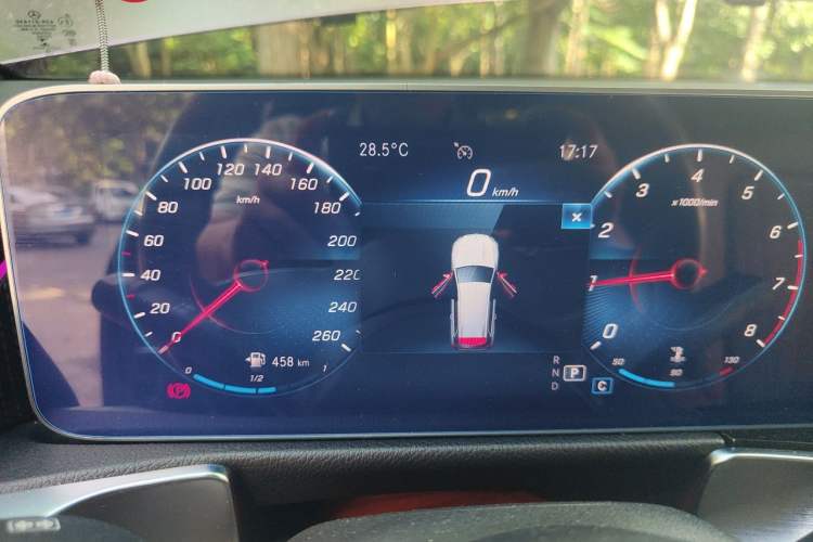Used Mercedes-Benz GLB 2020 GLB 200 Stylish Edition Instrument Cluster