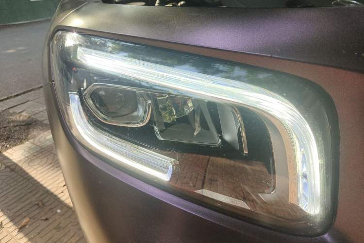 Used Mercedes-Benz GLB 2020 GLB 200 Stylish Edition Right Front Headlight