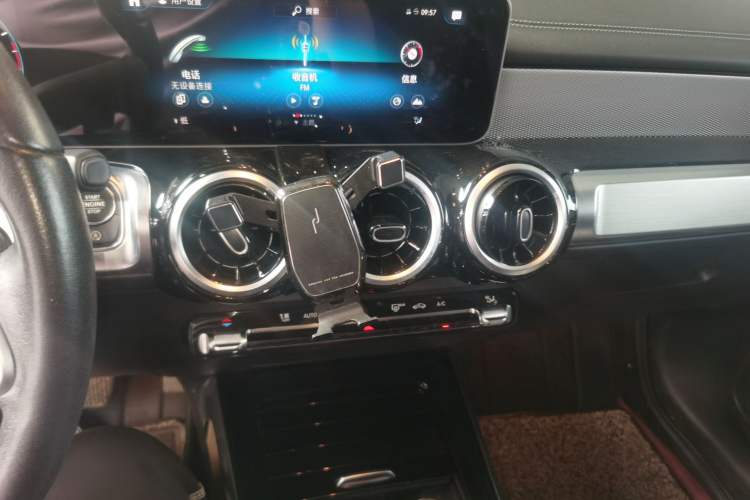 Used Mercedes-Benz GLB 2020 GLB 180 Fashion Model Audio And AC Panel
