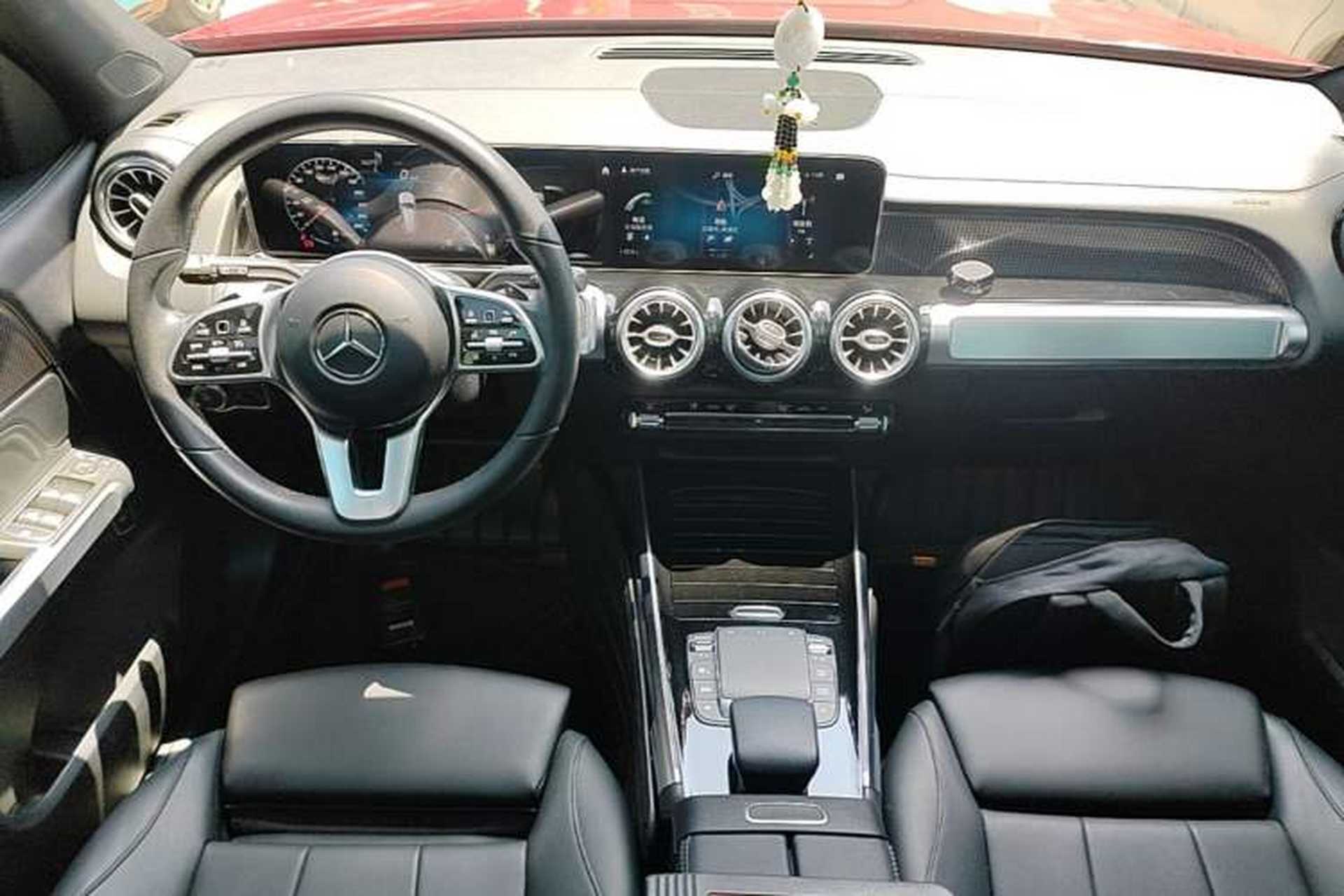 Used Mercedes-Benz GLB 2020 Updated GLB 200 Dynamic Edition Center Console