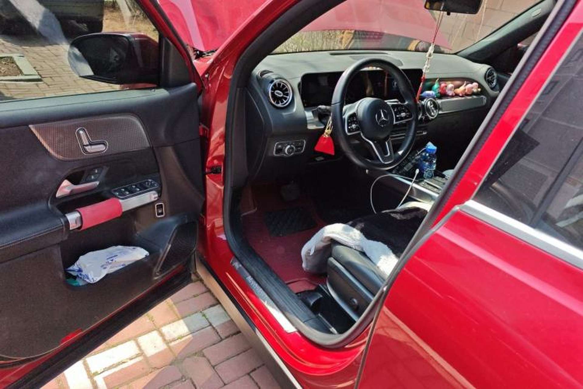 Used Mercedes-Benz GLB 2020 Updated GLB 200 Dynamic Edition Driver Seat