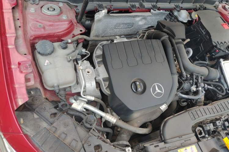 Used Mercedes-Benz GLB 2020 GLB 180 Dynamic Edition Engine Bay Right
