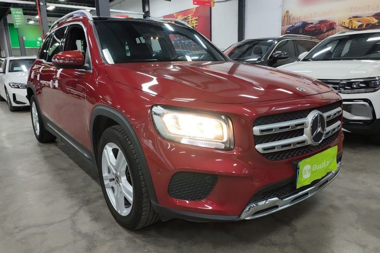 Used Mercedes-Benz GLB 2020 GLB 180 Fashion Model Front Right 45 Deg
