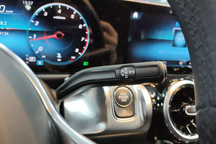 Used Mercedes-Benz GLB 2020 GLB 180 Fashion Model Gear Lever