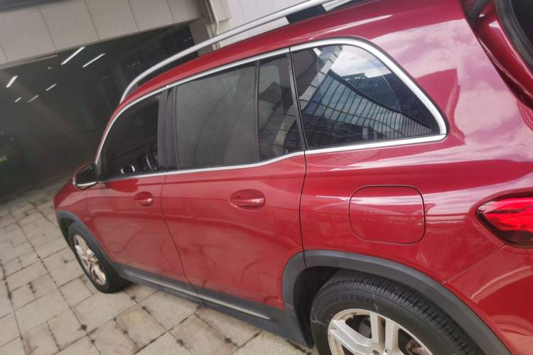 Used Mercedes-Benz GLB 2020 GLB 180 Fashion Model Left Side
