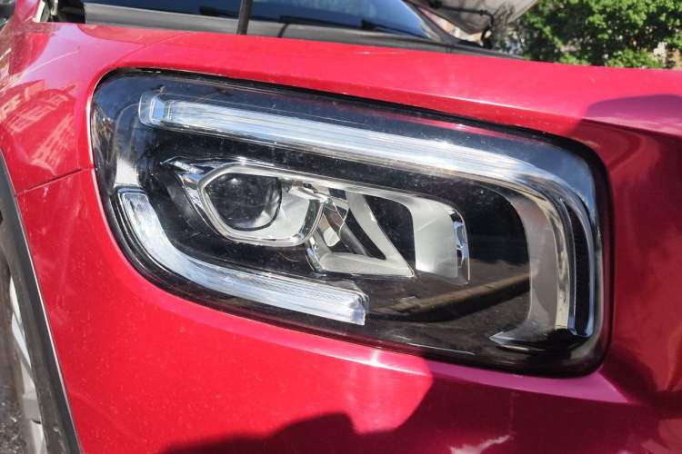 Used Mercedes-Benz GLB 2020 Facelift GLB 200 Fashion Edition Right Front Headlight