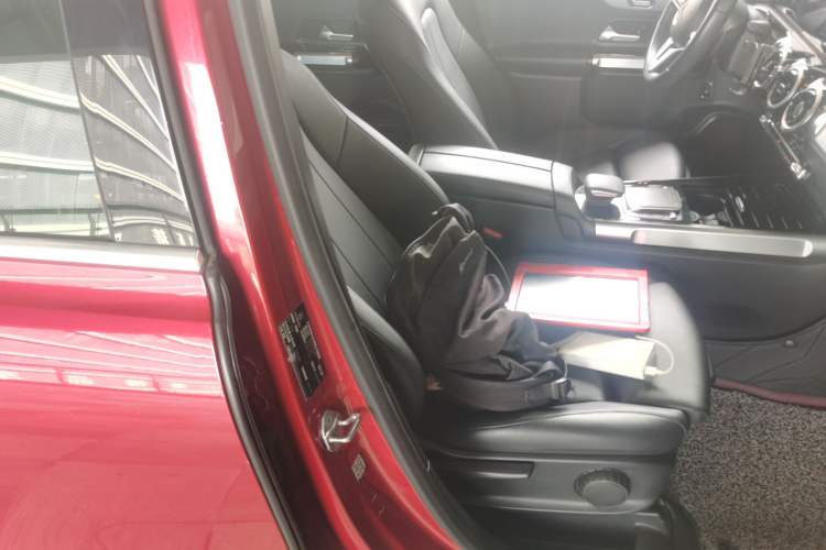 Used Mercedes-Benz GLB 2020 GLB 180 Fashion Model Right Front Seat