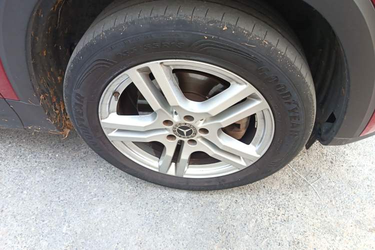 Used Mercedes-Benz GLB 2020 Updated GLB 200 Dynamic Edition Right Front Wheel Hub
