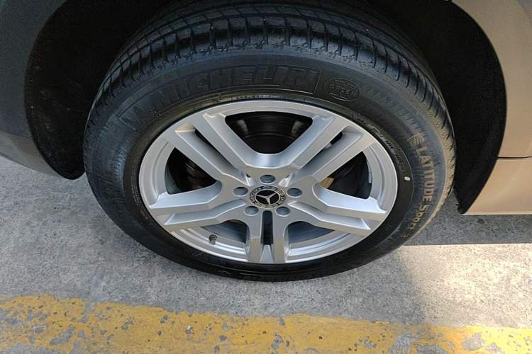 Used Mercedes-Benz GLB 2020 Updated GLB 200 Dynamic Edition Right Rear Wheel Hub