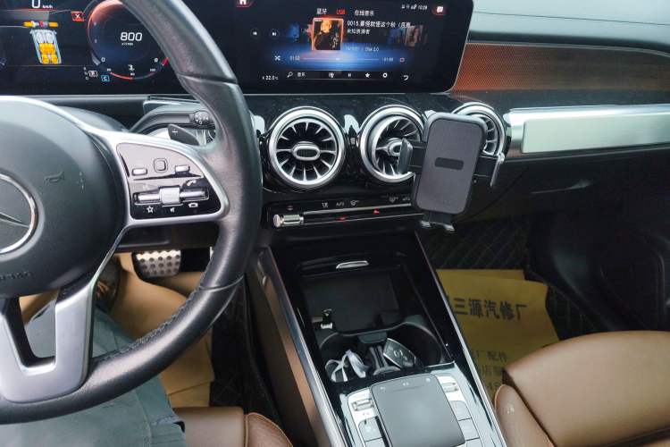Used Mercedes-Benz GLB 2020 GLB 200 First Edition Special Version Audio And AC Panel