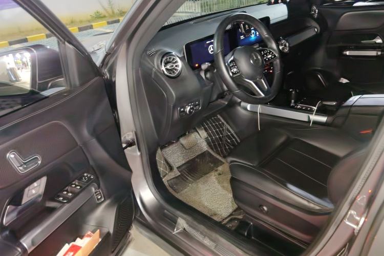Used Mercedes-Benz GLB 2020 Updated GLB 200 Dynamic Edition Driver Seat