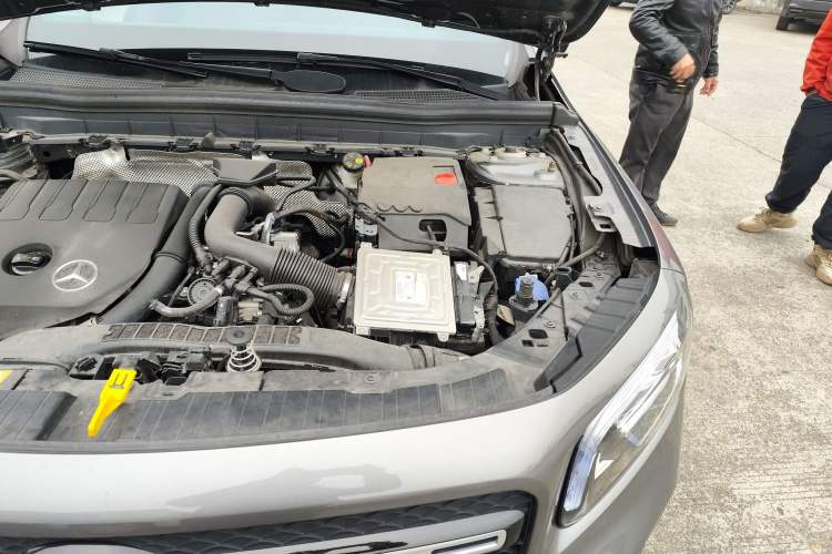 Used Mercedes-Benz GLB 2020 GLB 200 First Edition Special Version Engine Bay Left