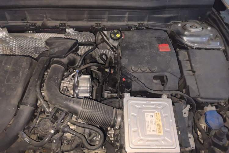 Used Mercedes-Benz GLB 2020 GLB 200 Dynamic Edition Engine Bay Left