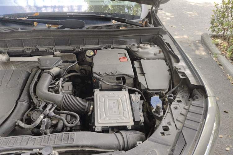 Used Mercedes-Benz GLB 2020 GLB 200 First Edition Special Version Engine Bay Left