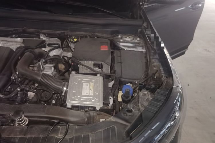 Used Mercedes-Benz GLB 2020 Updated GLB 200 Dynamic Edition Engine Bay Left