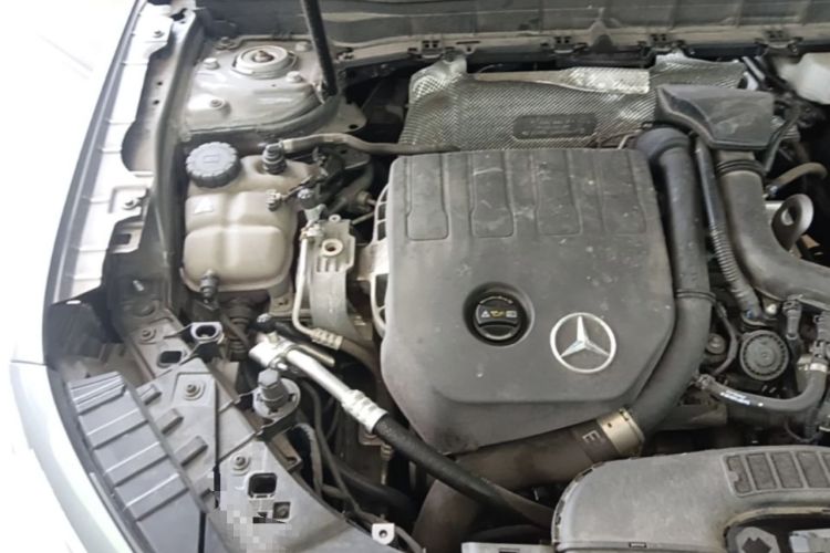 Used Mercedes-Benz GLB 2020 Updated GLB 200 Dynamic Edition Engine Bay Right