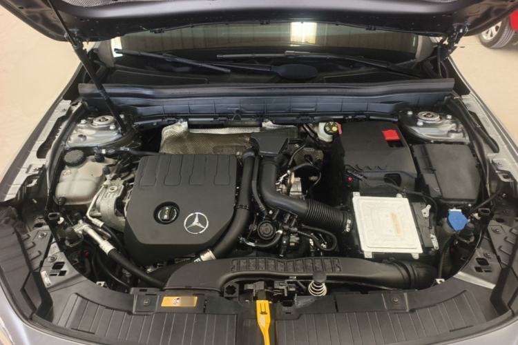Used Mercedes-Benz GLB 2020 Facelift GLB 200 Fashion Edition Engine Bay