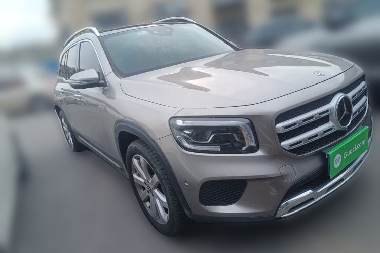Used Mercedes-Benz GLB 2020 GLB 200 Stylish Edition Front Right 45 Deg