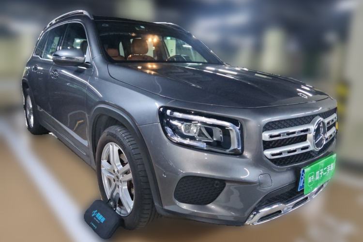Used Mercedes-Benz GLB 2020 GLB 200 Dynamic Edition Front Right 45 Deg
