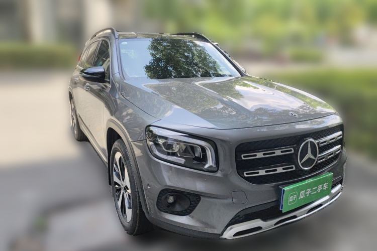 Used Mercedes-Benz GLB 2020 GLB 200 First Edition Special Version Front Right 45 Deg
