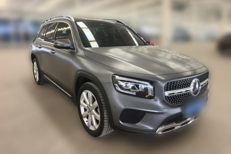 Used Mercedes-Benz GLB 2020 Facelift GLB 200 Fashion Edition Front Right 45 Deg