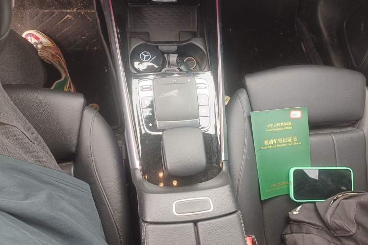 Used Mercedes-Benz GLB 2020 GLB 200 Stylish Edition Gear Lever