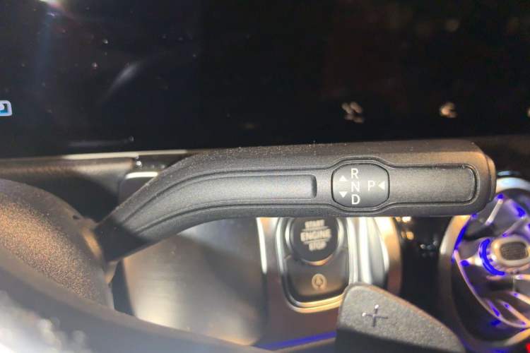 Used Mercedes-Benz GLB 2020 GLB 200 Dynamic Edition Gear Lever