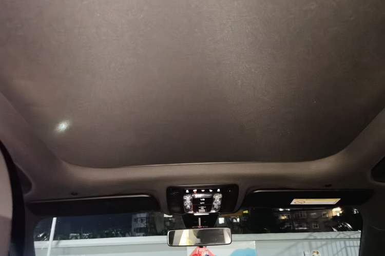 Used Mercedes-Benz GLB 2020 Updated GLB 200 Dynamic Edition Headliner