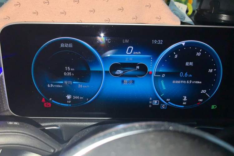 Used Mercedes-Benz GLB 2020 GLB 200 Dynamic Edition Instrument Cluster