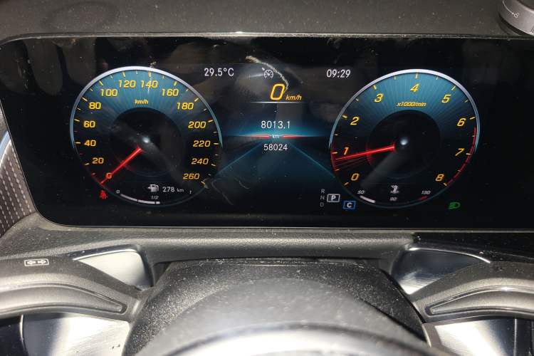 Used Mercedes-Benz GLB 2020 Facelift GLB 200 Fashion Edition Instrument Cluster