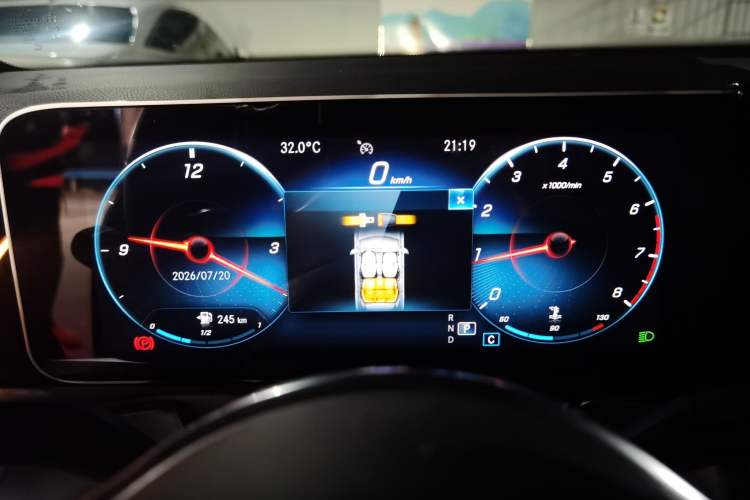 Used Mercedes-Benz GLB 2020 Updated GLB 200 Dynamic Edition Instrument Cluster