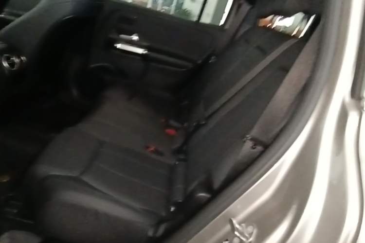 Used Mercedes-Benz GLB 2020 GLB 200 Dynamic Edition Left Rear Seat