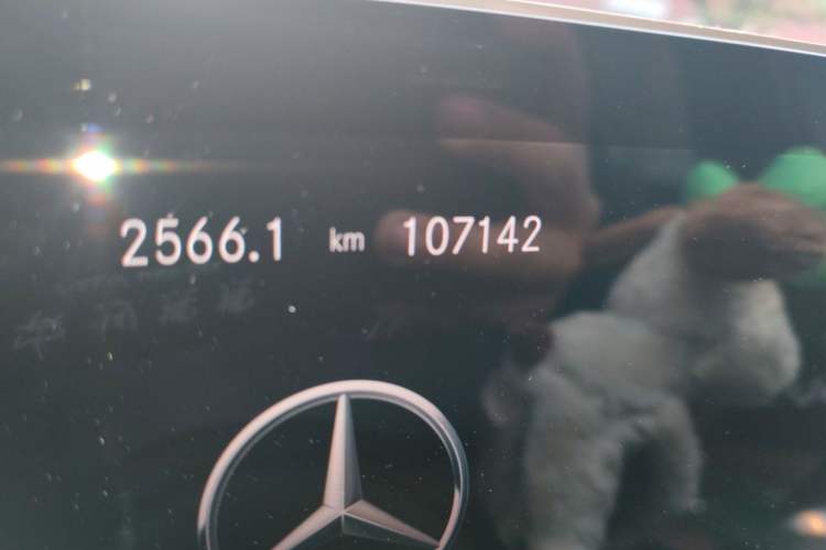 Used Mercedes-Benz GLB 2020 GLB 200 Dynamic Edition Odometer Close Up