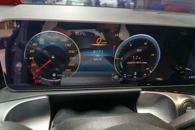 Used Mercedes-Benz GLB 2020 Facelift GLB 200 Fashion Edition Odometer Close Up