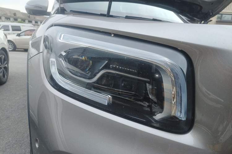 Used Mercedes-Benz GLB 2020 GLB 200 Stylish Edition Right Front Headlight