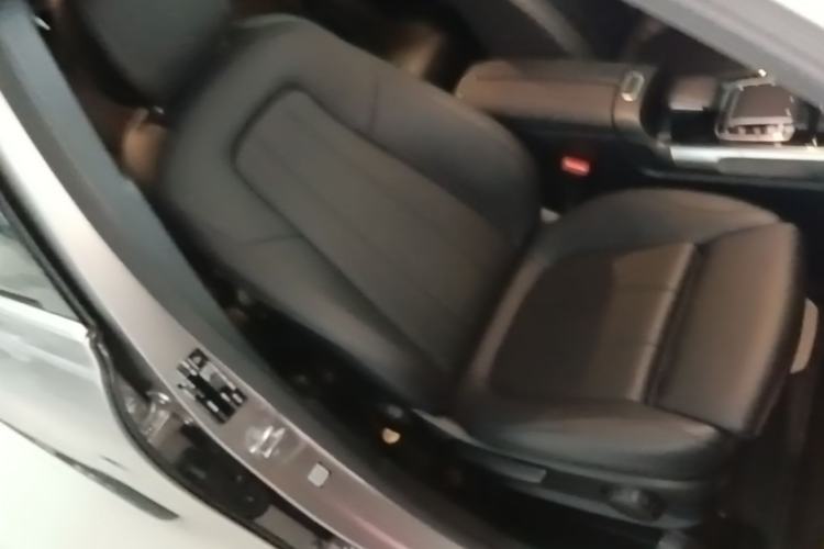 Used Mercedes-Benz GLB 2020 GLB 200 Dynamic Edition Right Front Seat