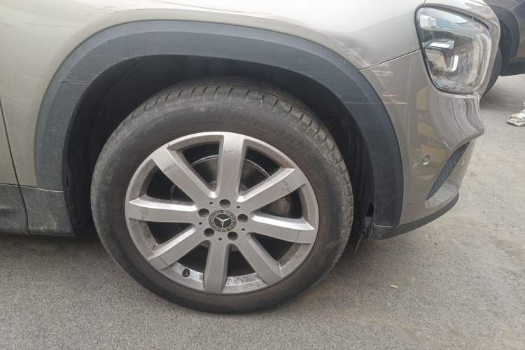 Used Mercedes-Benz GLB 2020 GLB 200 Stylish Edition Right Front Wheel Hub