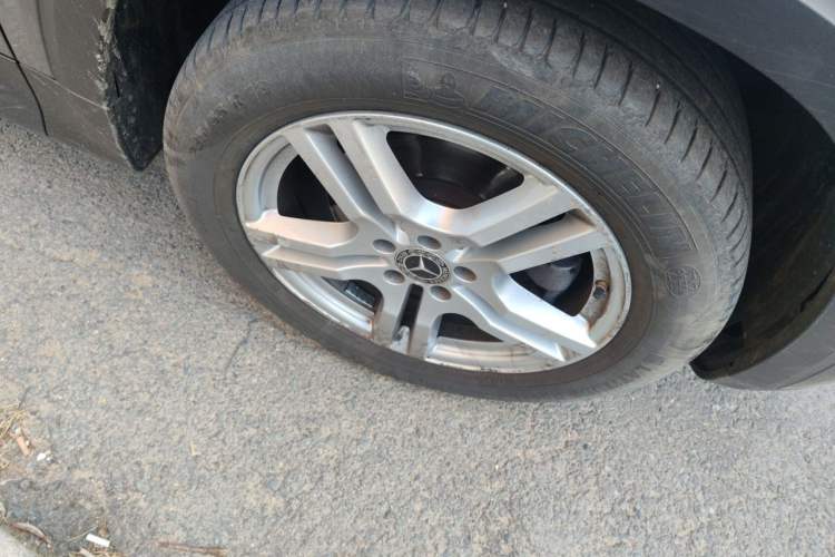 Used Mercedes-Benz GLB 2020 GLB 200 Dynamic Edition Right Front Wheel Hub
