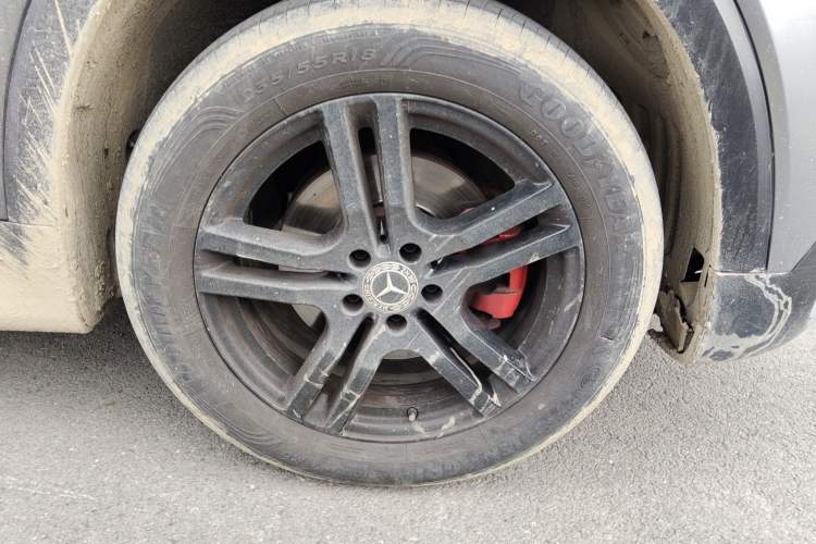 Used Mercedes-Benz GLB 2020 Updated GLB 200 Dynamic Edition Right Front Wheel Hub