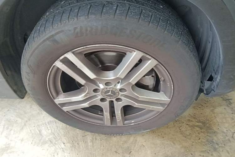 Used Mercedes-Benz GLB 2020 Updated GLB 200 Dynamic Edition Right Front Wheel Hub