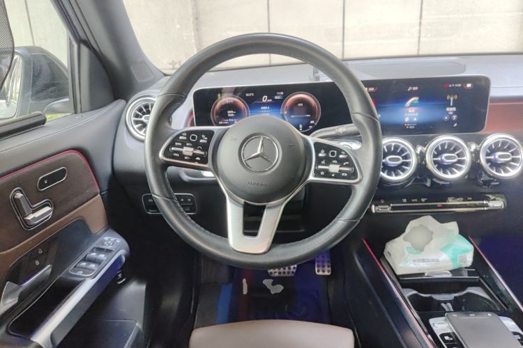 Used Mercedes-Benz GLB 2020 GLB 200 First Edition Special Version Steering Wheel