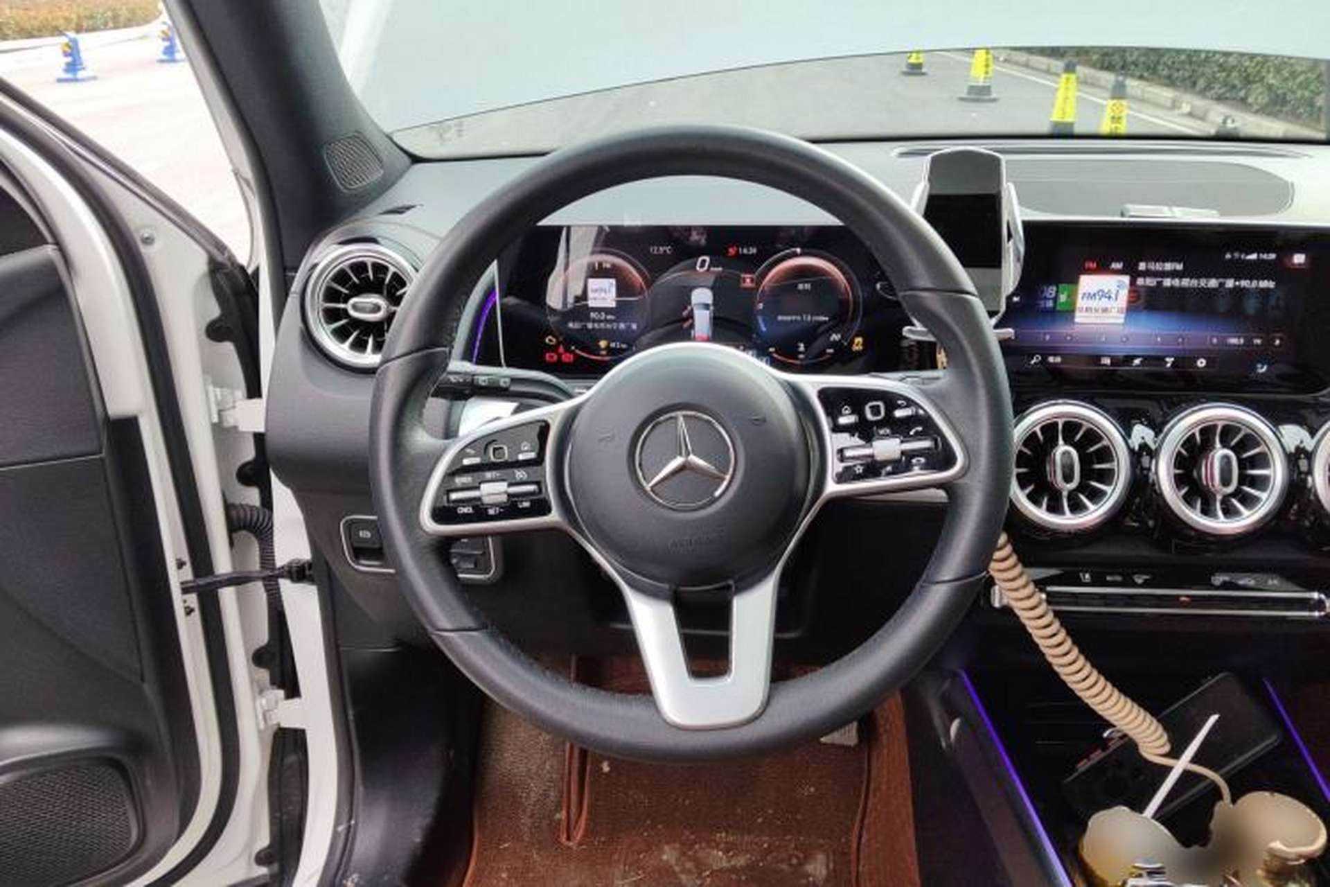 Used Mercedes-Benz GLB 2020 Updated GLB 200 Dynamic Edition Steering Wheel