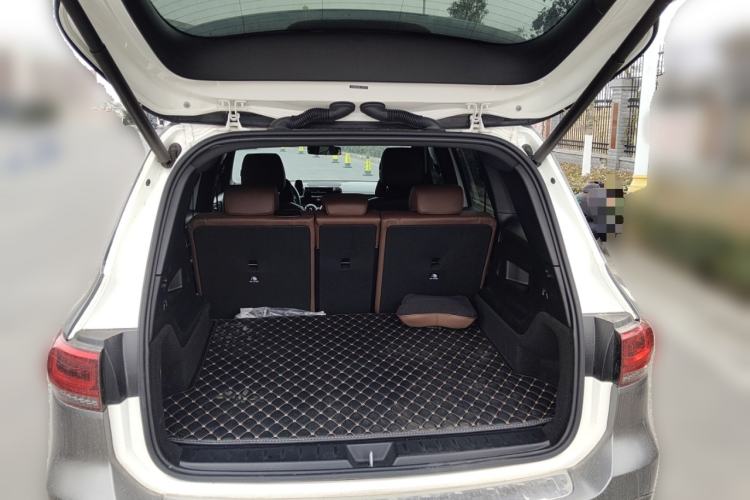 Used Mercedes-Benz GLB 2020 Updated GLB 200 Dynamic Edition Trunk