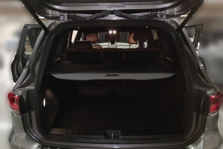 Used Mercedes-Benz GLB 2020 Updated GLB 200 Dynamic Edition Trunk
