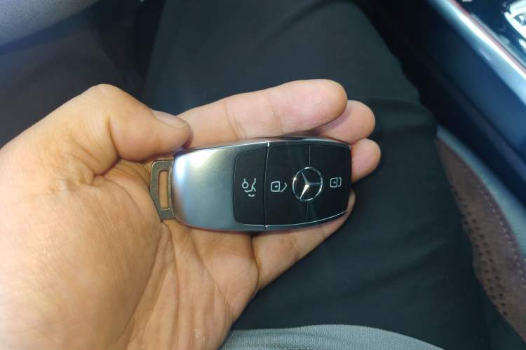 Used Mercedes-Benz GLB 2020 GLB 200 Stylish Edition Vehicle Key