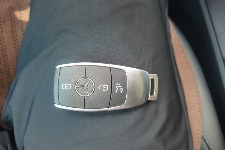 Used Mercedes-Benz GLB 2020 GLB 200 Stylish Edition Vehicle Key