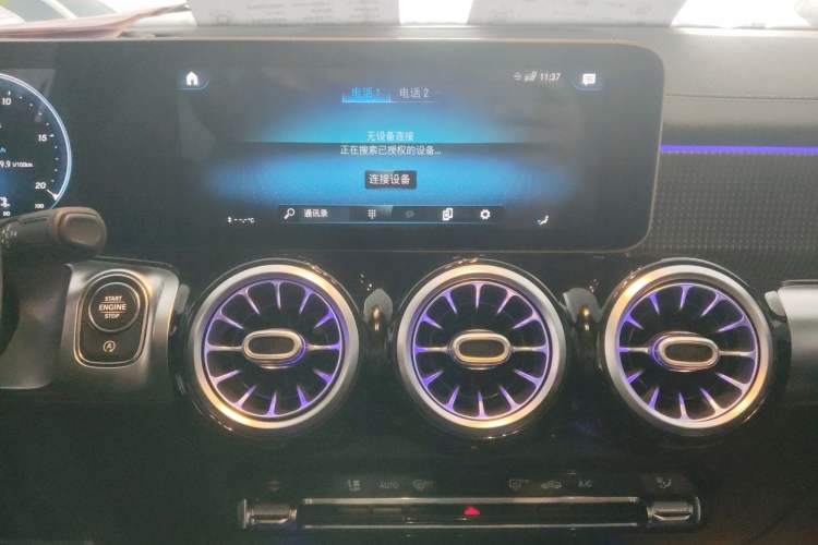 Used Mercedes-Benz GLB 2020 Facelift GLB 200 Fashion Edition Audio And AC Panel