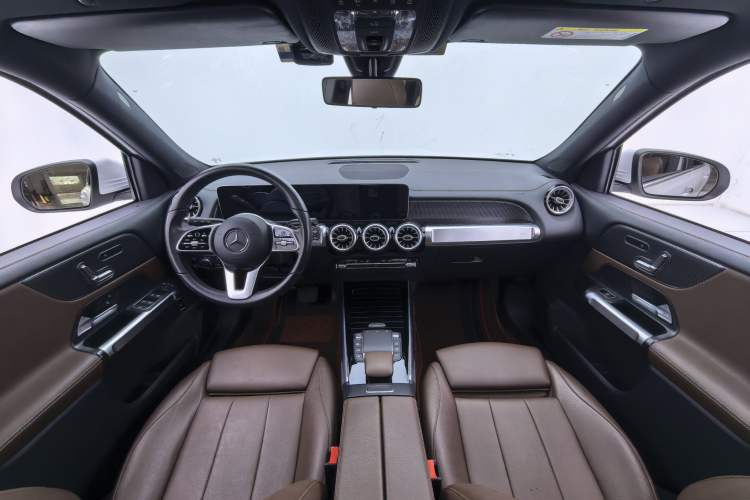 Used Mercedes-Benz GLB 2020 Facelift GLB 200 Fashion Edition Audio And AC Panel
