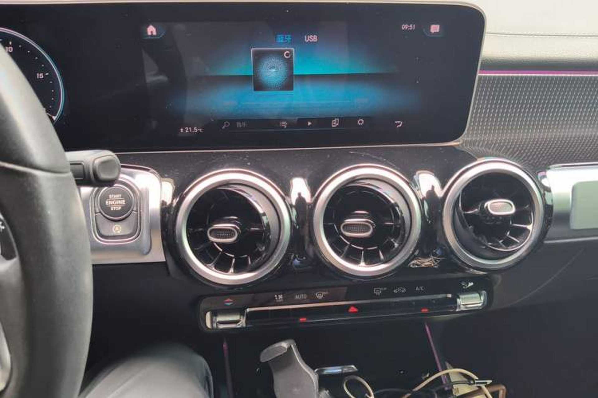 Used Mercedes-Benz GLB 2020 GLB 200 Dynamic Edition Audio And AC Panel