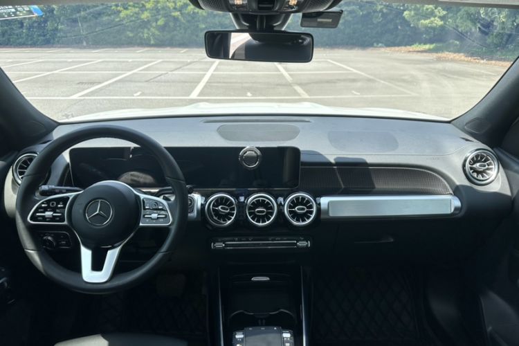 Used Mercedes-Benz GLB 2020 Updated GLB 200 Dynamic Edition Audio And AC Panel